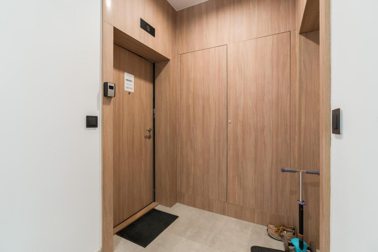 Old Town Apartments Podgorze By Noclegi Renters Posen Exterior foto